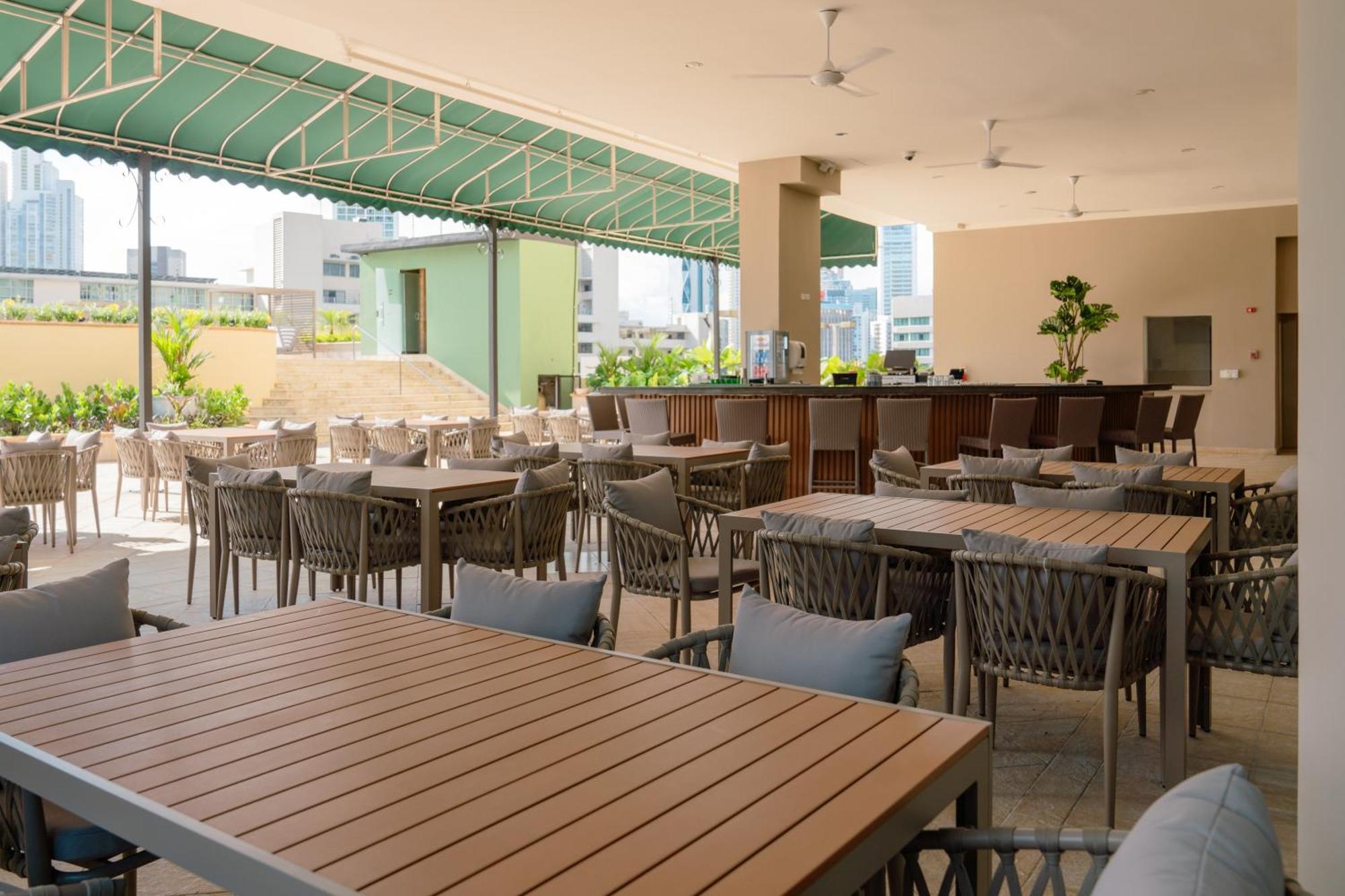 Waymore Hotel Spa & Casino Panama-Stad Buitenkant foto